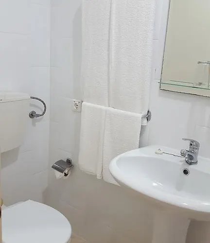 Pensionat A Casa Do Lado Horta (Azores)